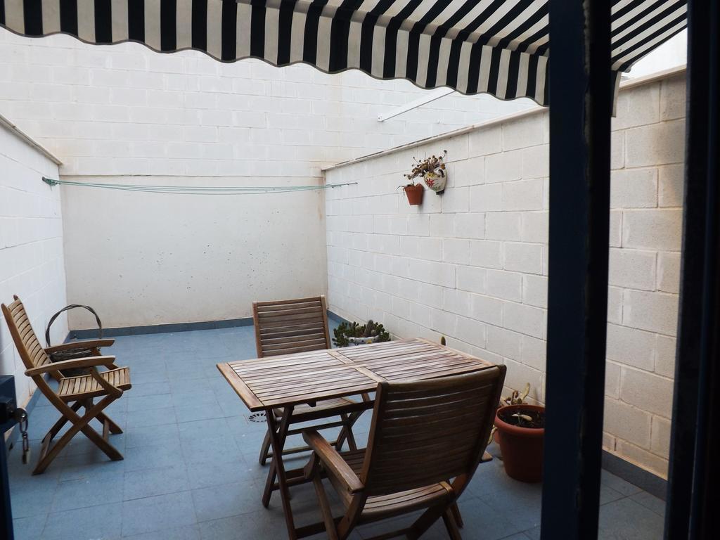 Duplex En Garrucha Con Parking Apartment Room photo